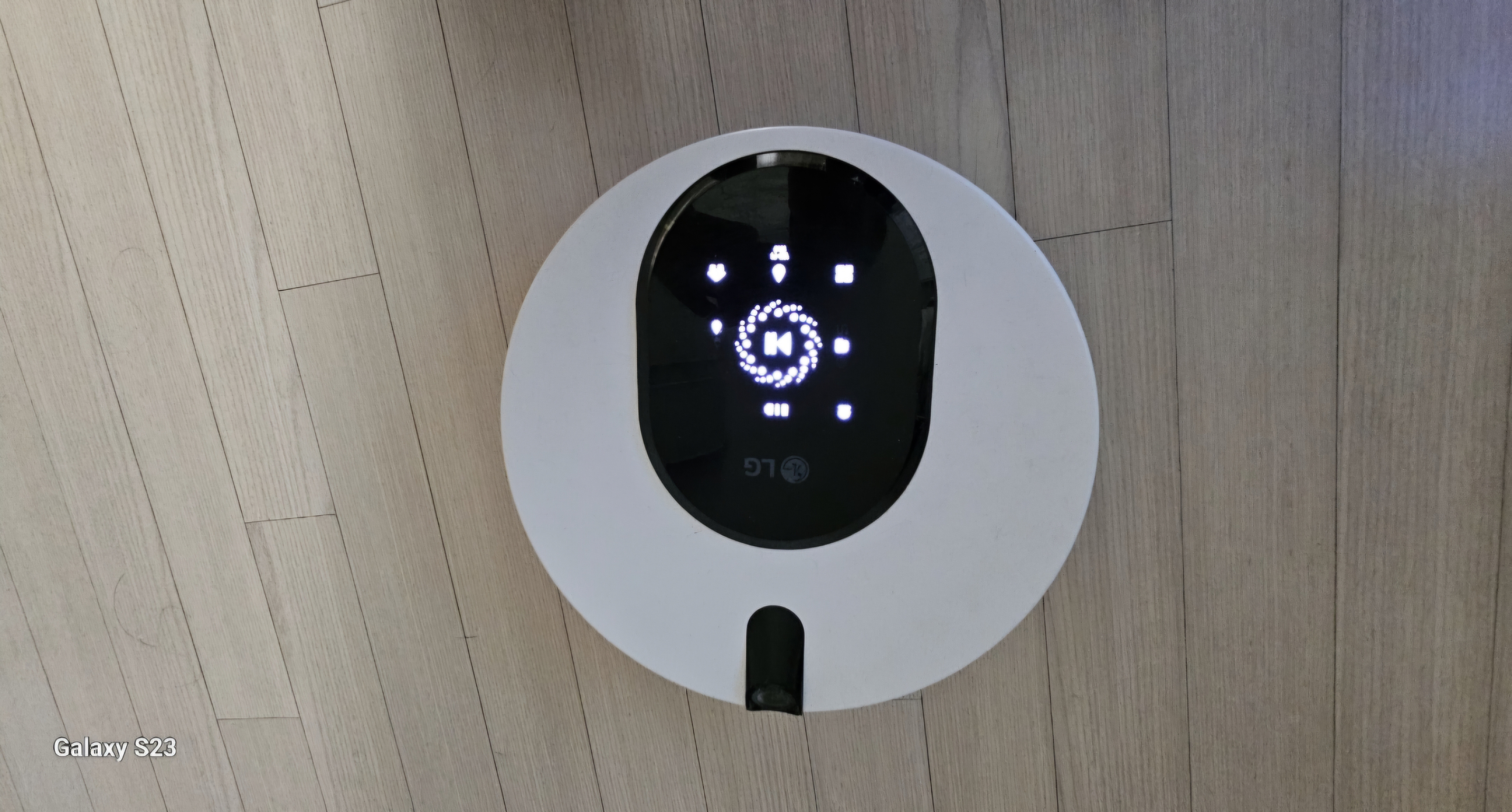 LG 물걸레 인공지능 로봇 청소기 