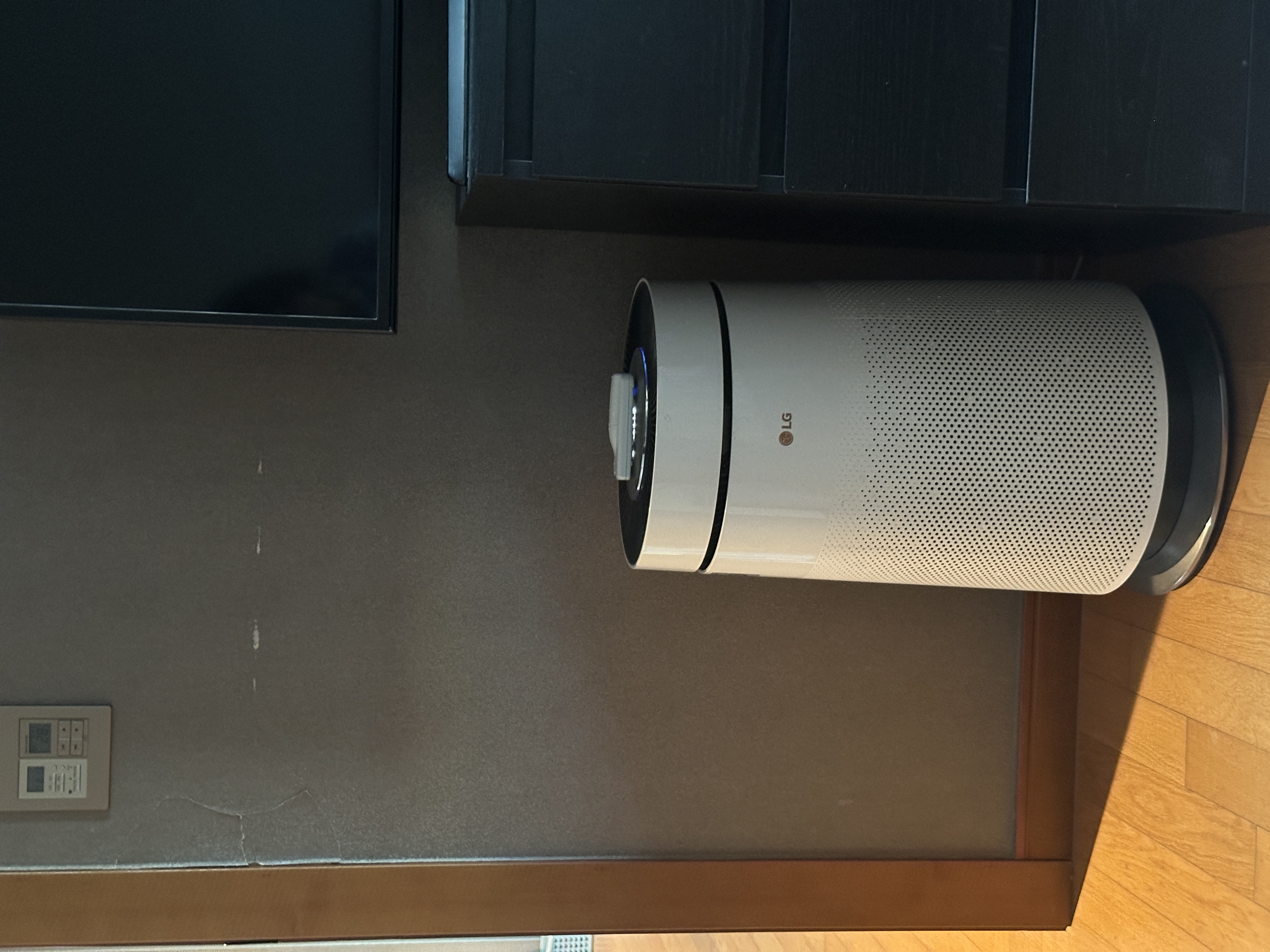 곧 태어날 아가를 위해 공기부터 정리정돈!