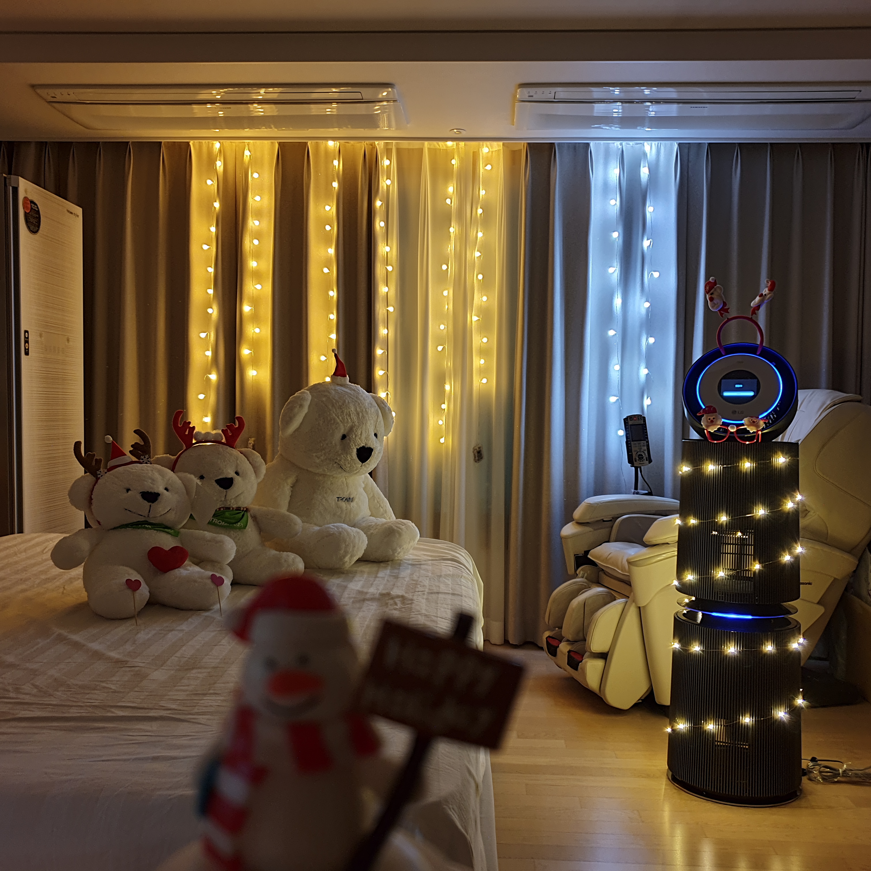 우리 집 공기는 청정 가득, 분위기는 설렘 가득! LG 가전과 함께한 곰돌이 가족의 크리스