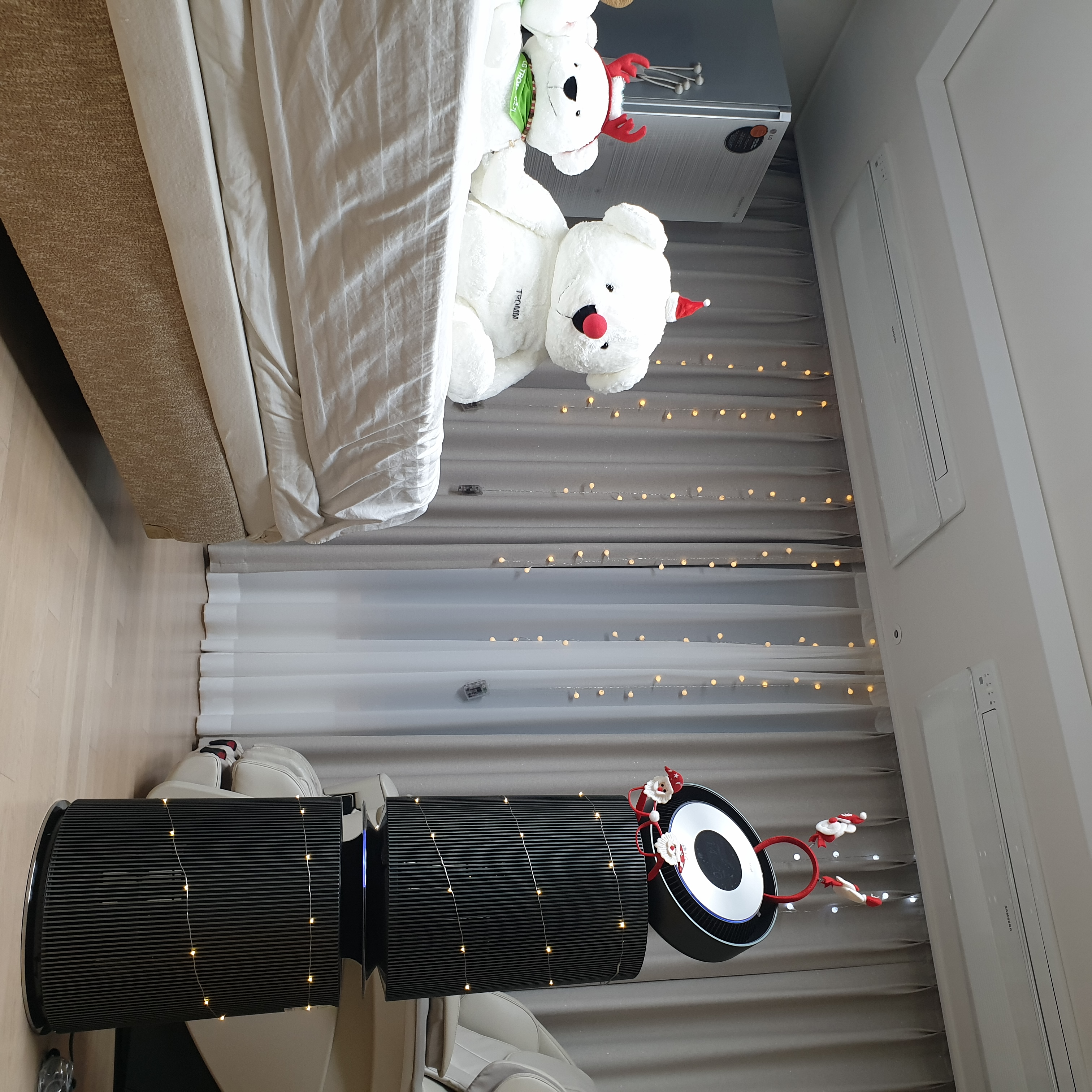 우리 집 공기는 청정 가득, 분위기는 설렘 가득! LG 가전과 함께한 곰돌이 가족의 크리스