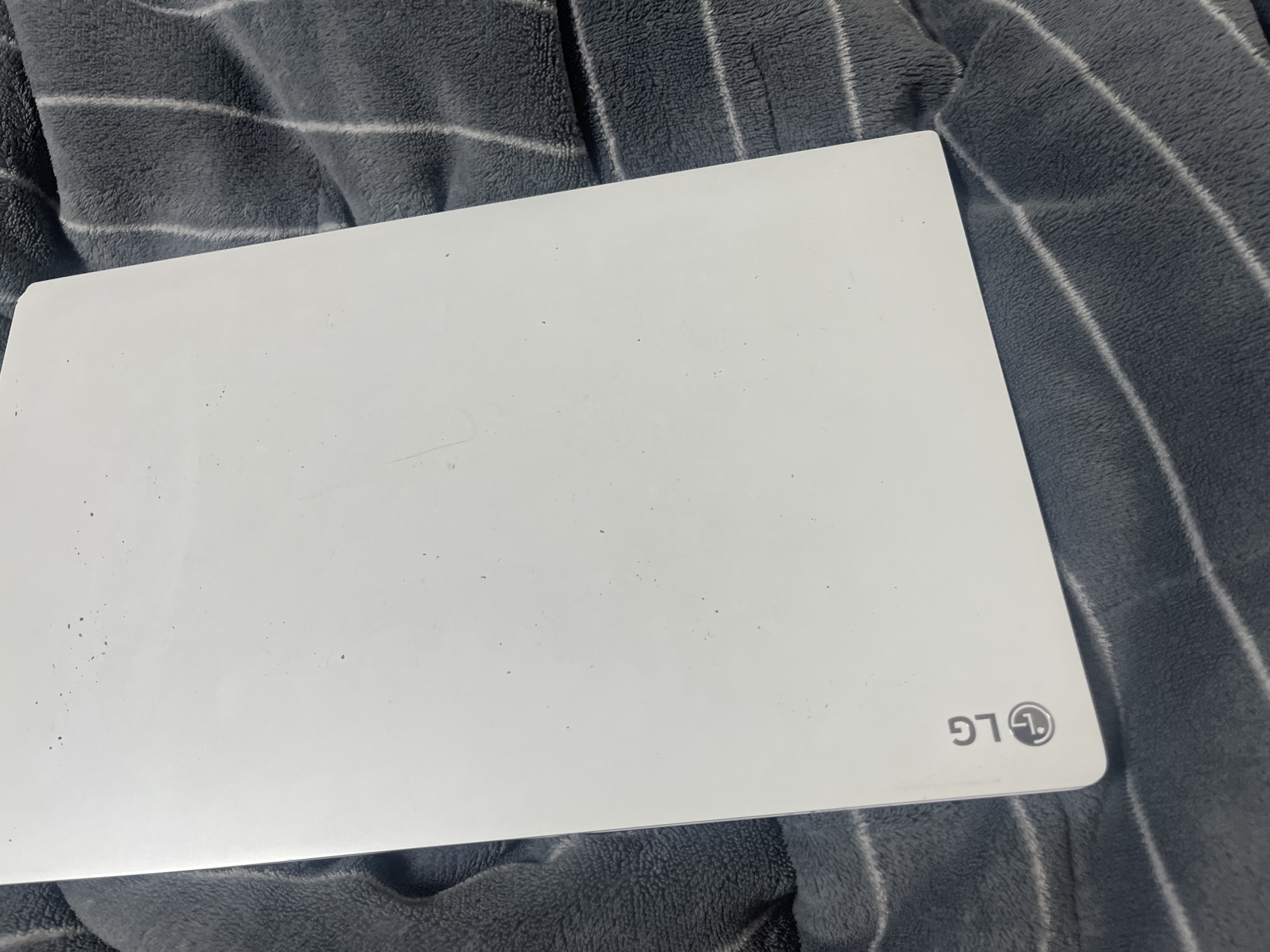 10년된 제 그램이에요.. ㅎㅎㅎ 