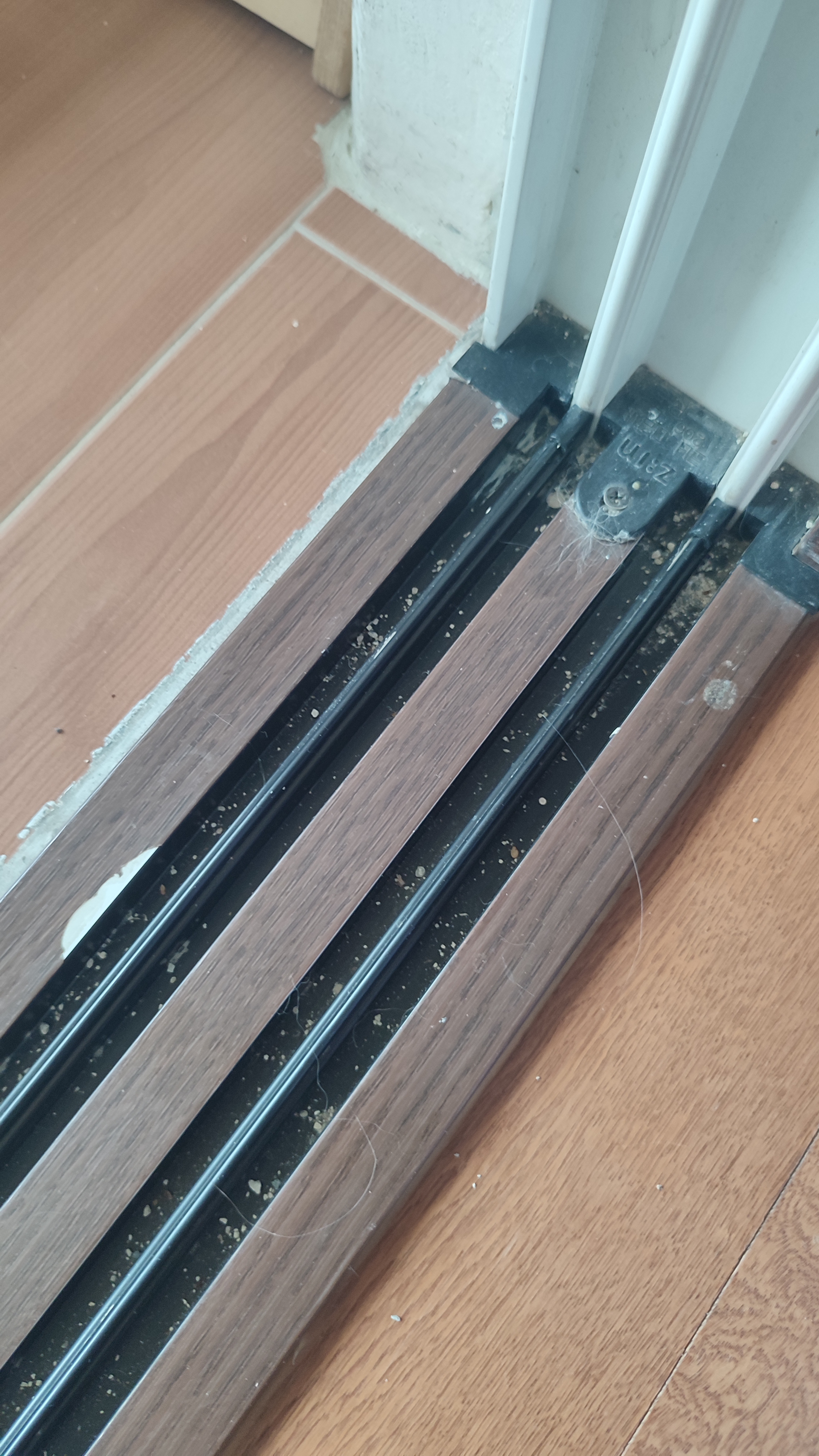 역시 코드제로👍 모래 한 알까지 흡입