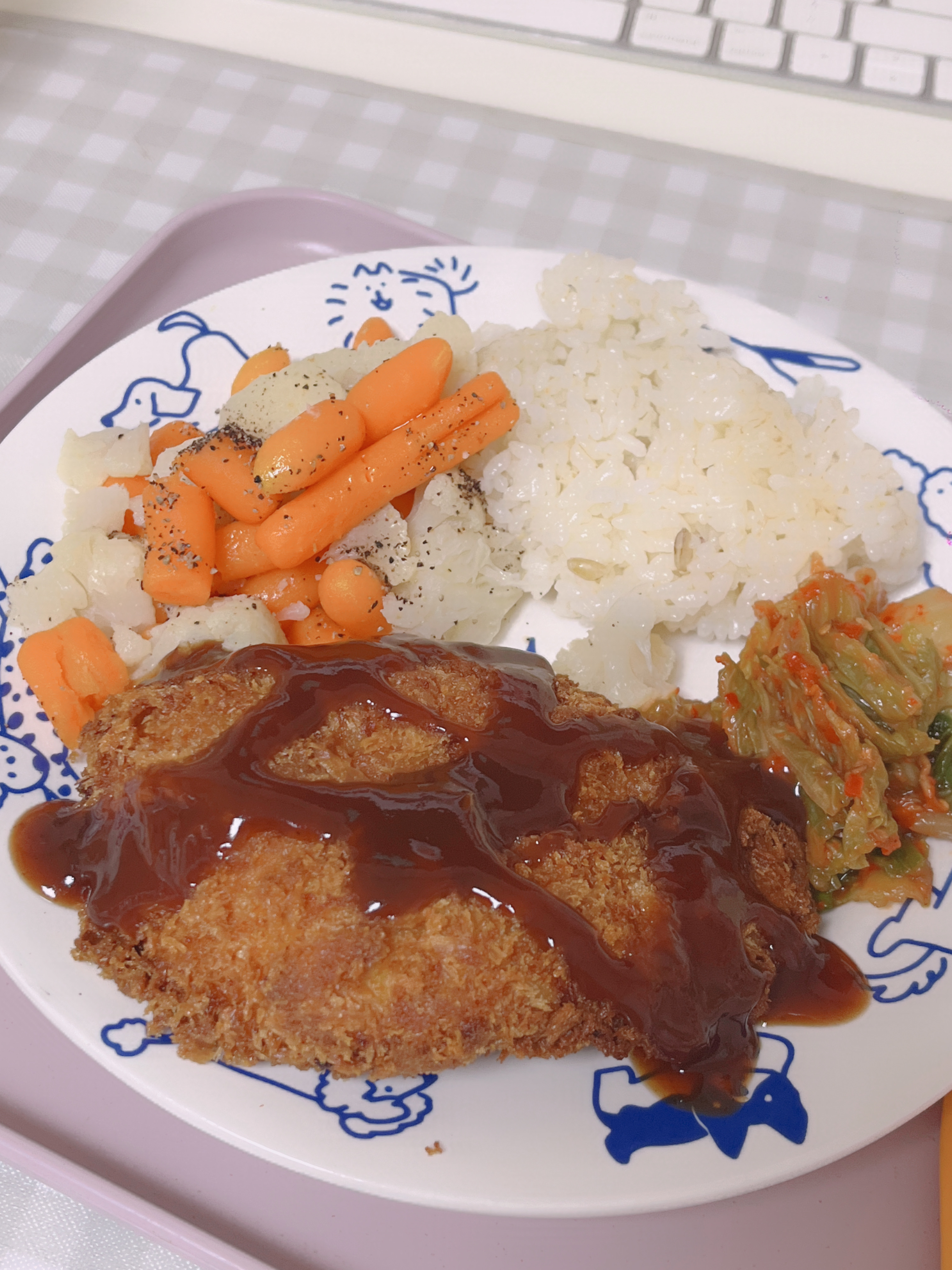 오늘 저녁은 치킨까스!