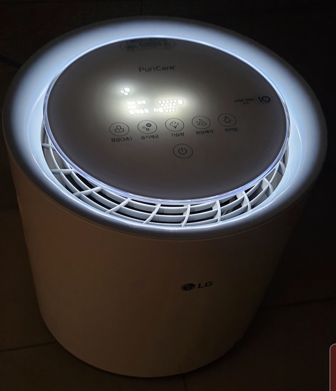 LG 퓨리케어 자연기화 가습기로 건조한  실내 공기로 부터  호흡기 건강 증진