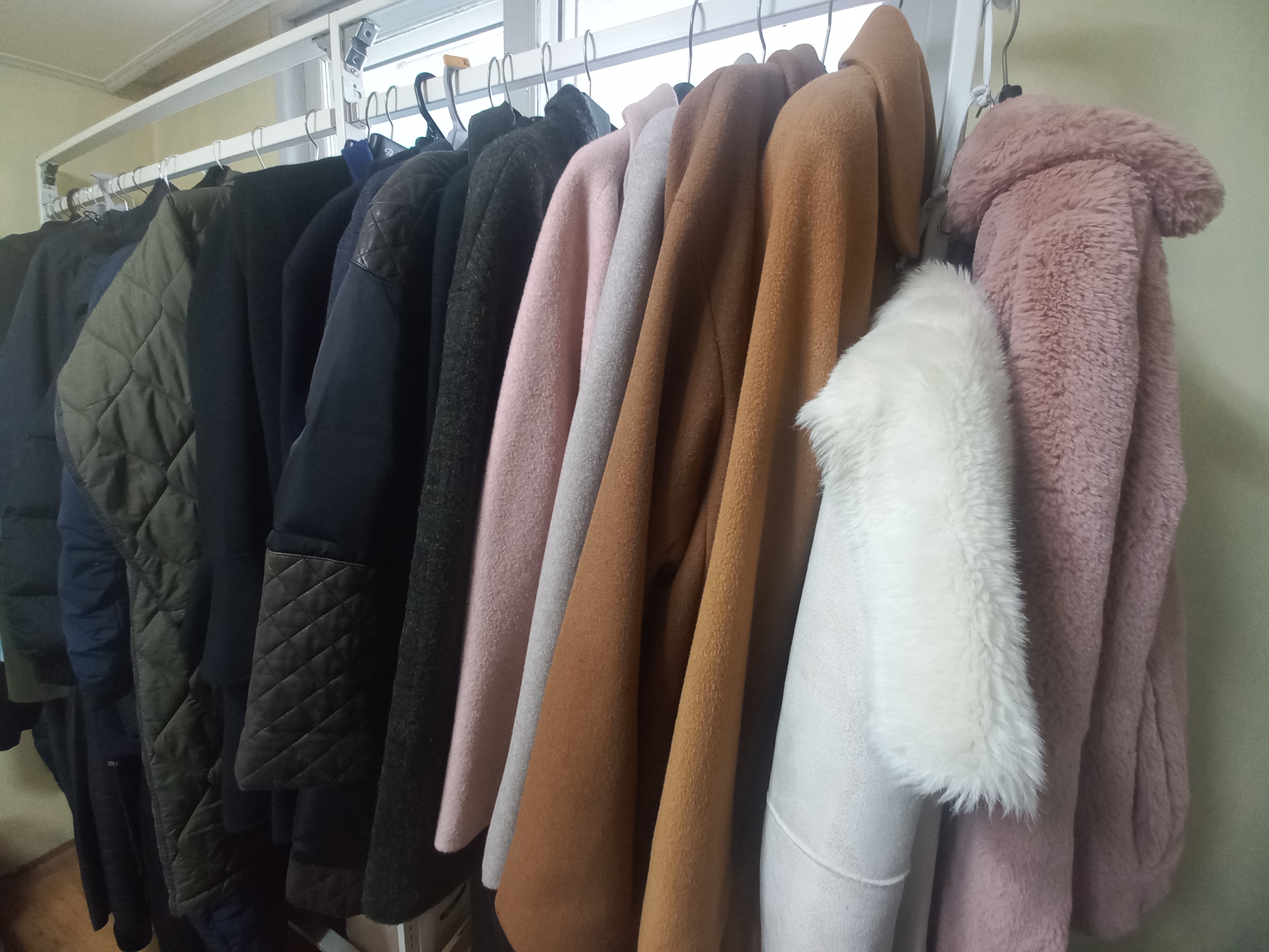 빽빽해진 겨울옷들, 옷장부터 숨 쉬게 만들기 ❄️🧥